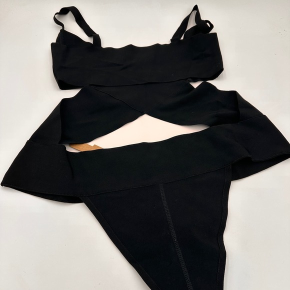 Skims Black Onyx Knit Swim Monokini Bathing Suit New with tags Size 4X Swimsuit - Picture 4 of 5